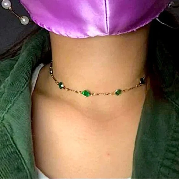 Gold Emerald Green Zircon Choker - Picture 4 of 9